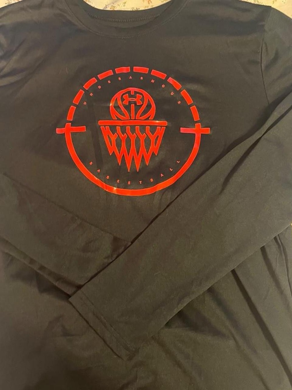 black long sleeve under armor basketball shirt